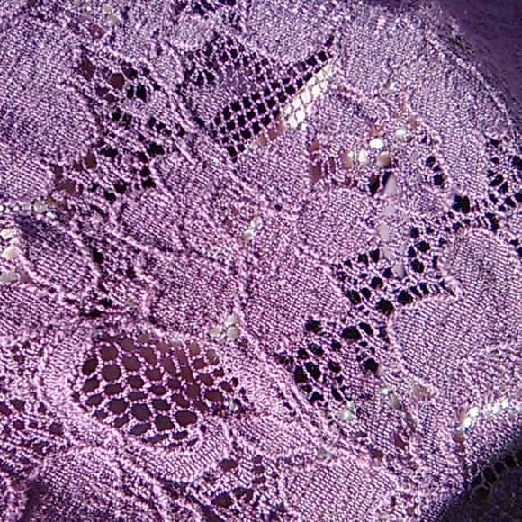 COPY - Banana Republic burgundy lace skirt. - Picture 2 of 5